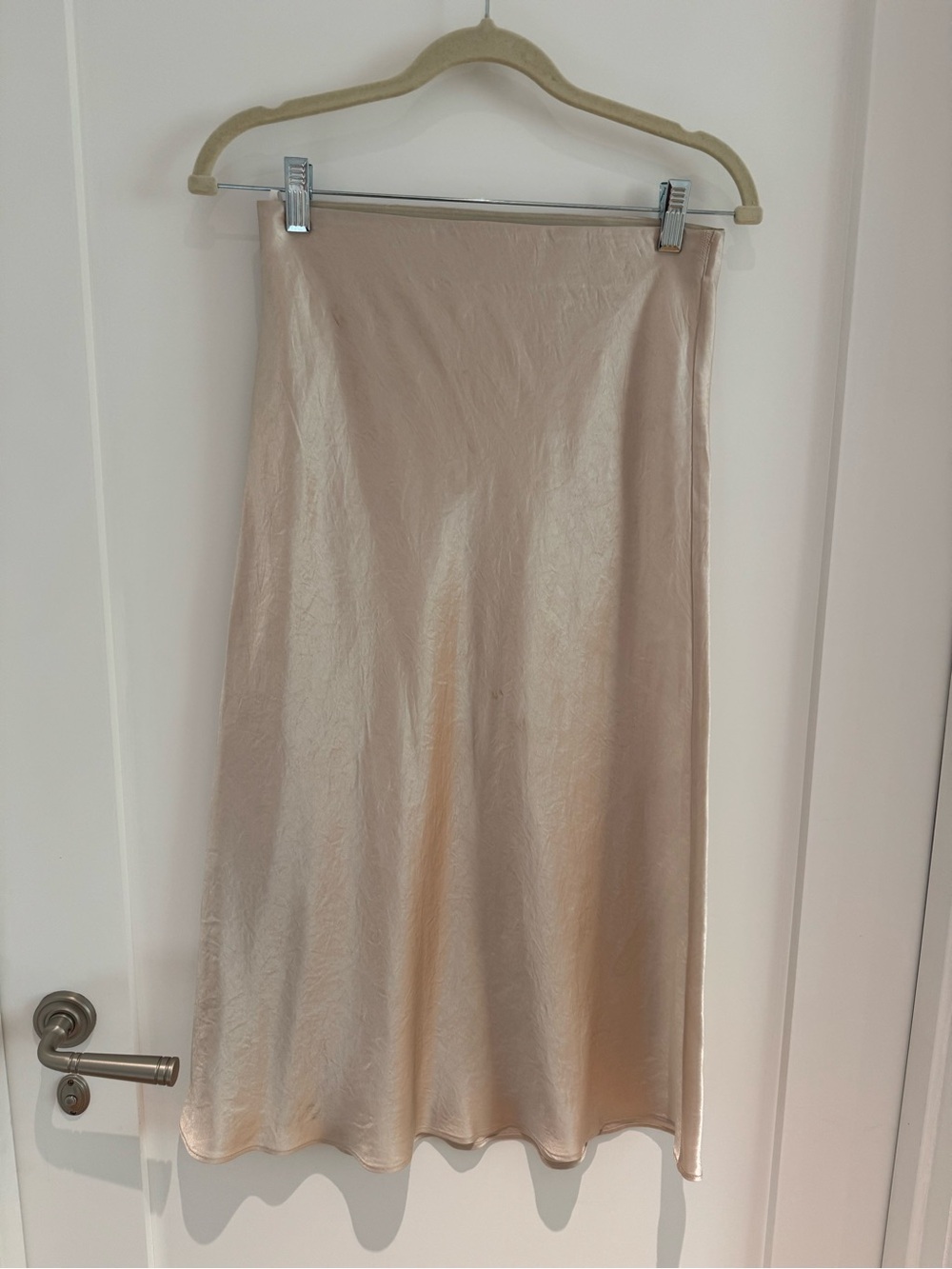 Babaton Light Beige Satin Midi Skirt